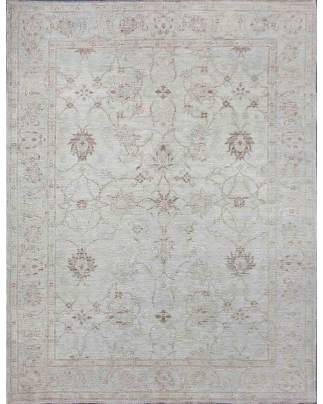 Serenity 5' 6" X 7' 0" Hand Knotted Wool Rug 5' 6" X 7' 0" (168 X 213) / Ivory / Wool