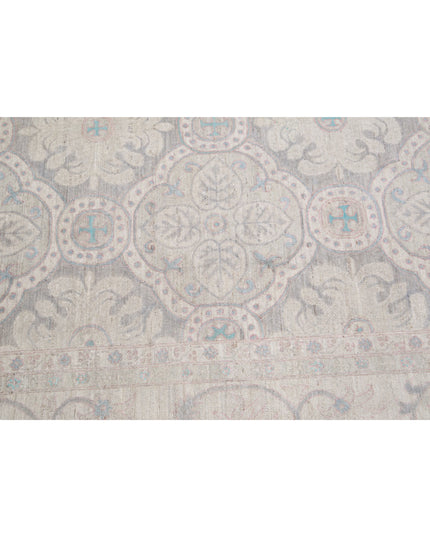 Serenity 7' 10" X 10' 0" Hand Knotted Wool Rug 7' 10" X 10' 0" (239 X 305) / Ivory / Wool