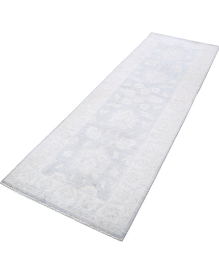 Serenity 2' 8" X 7' 11" Hand Knotted Wool Rug 2' 8" X 7' 11" (81 X 241) / Grey / Wool