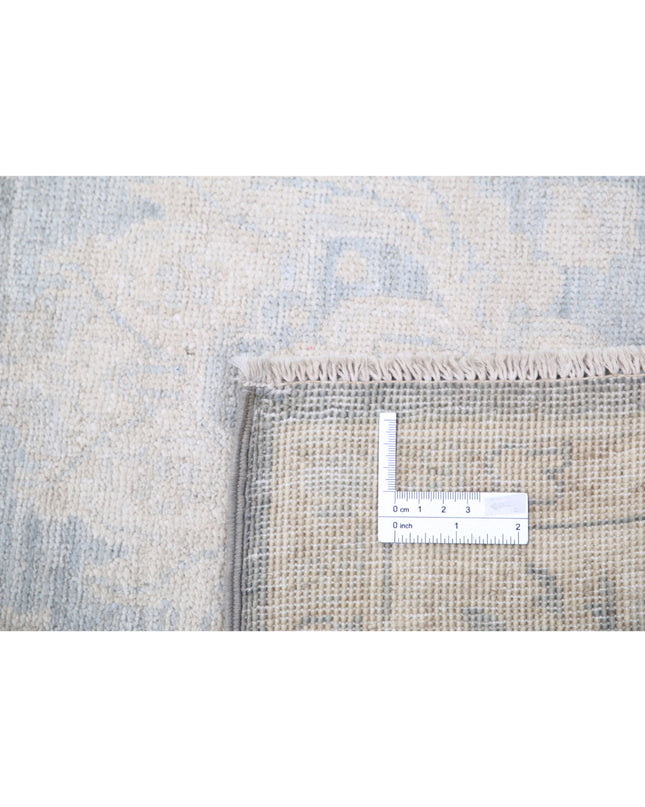 Serenity 2' 8" X 7' 11" Hand Knotted Wool Rug 2' 8" X 7' 11" (81 X 241) / Grey / Wool