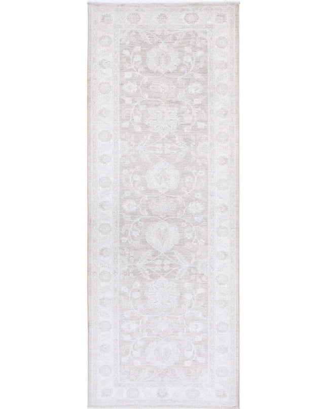 Serenity 2' 8" X 7' 8" Hand Knotted Wool Rug 2' 8" X 7' 8" (81 X 234) / Brown / Wool