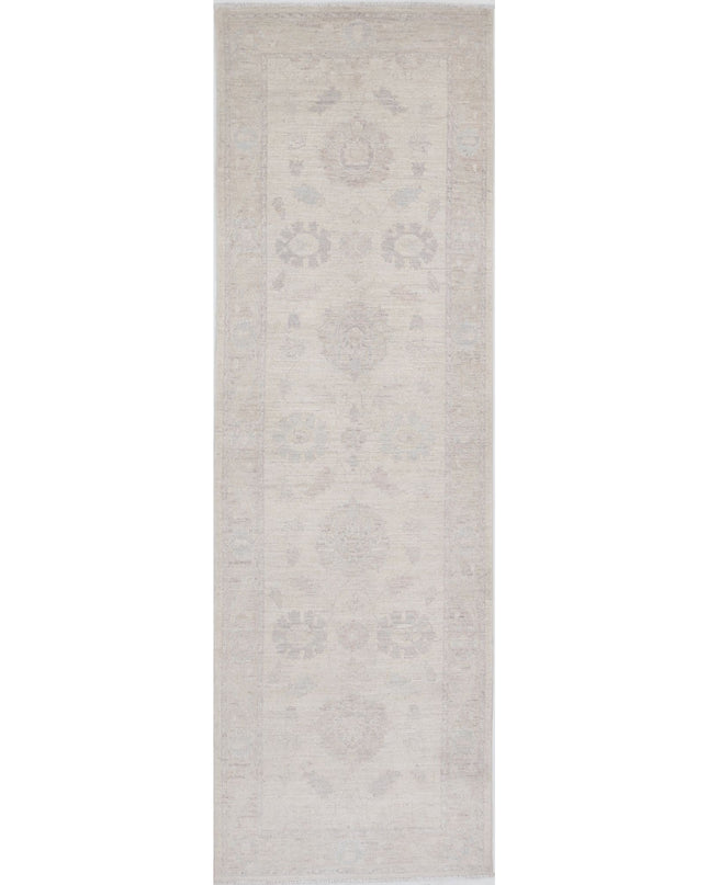 Serenity 2' 6" X 8' 6" Hand Knotted Wool Rug 2' 6" X 8' 6" (76 X 259) / Ivory / Wool