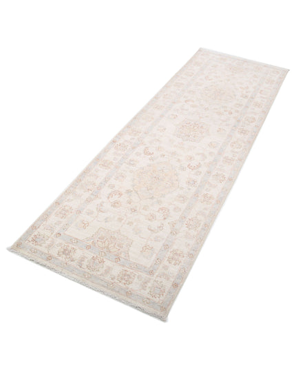 Serenity 2' 7" X 7' 8" Hand Knotted Wool Rug 2' 7" X 7' 8" (79 X 234) / Ivory / Wool