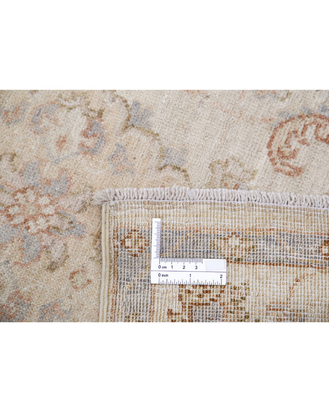 Serenity 2' 7" X 7' 8" Hand Knotted Wool Rug 2' 7" X 7' 8" (79 X 234) / Ivory / Wool