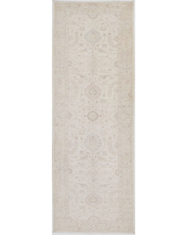 Serenity 2' 7" X 7' 9" Hand Knotted Wool Rug 2' 7" X 7' 9" (79 X 236) / Ivory / Wool