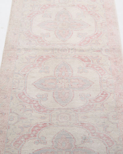 Serenity 1' 11" X 6' 2" Hand Knotted Wool Rug 1' 11" X 6' 2" (59 X 188) / Ivory / Wool