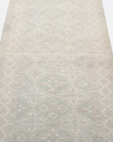 Serenity 2' 8" X 8' 0" Hand Knotted Wool Rug 2' 8" X 8' 0" (81 X 244) / Green / Wool