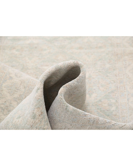 Serenity 2' 8" X 8' 0" Hand Knotted Wool Rug 2' 8" X 8' 0" (81 X 244) / Green / Wool