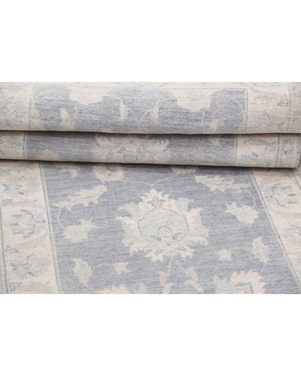 Serenity 2' 8" X 8' 1" Hand Knotted Wool Rug 2' 8" X 8' 1" (81 X 246) / Grey / Wool