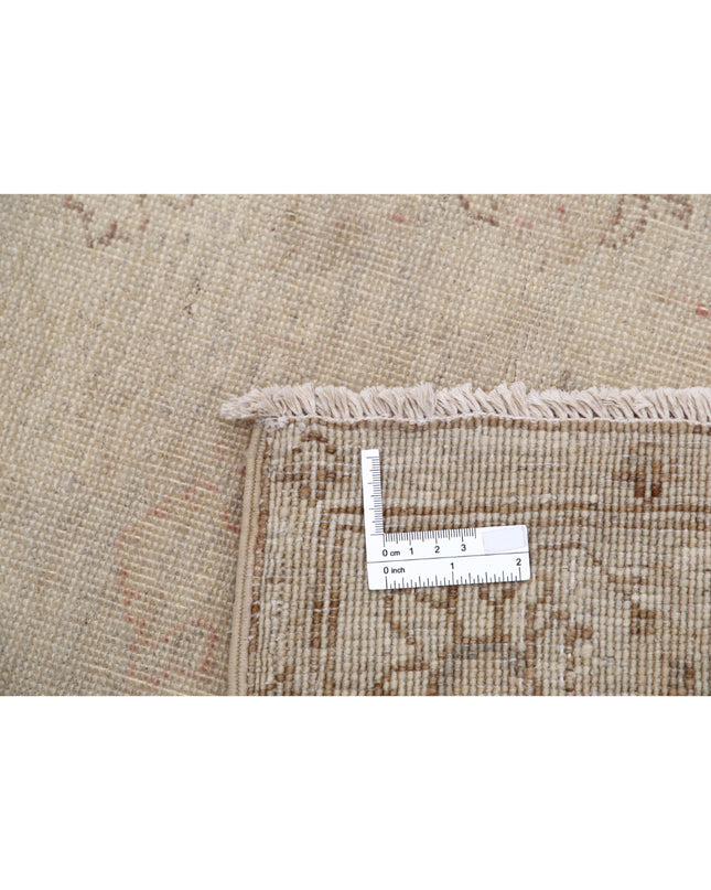 Serenity 2' 8" X 8' 9" Hand Knotted Wool Rug 2' 8" X 8' 9" (81 X 267) / Ivory / Wool