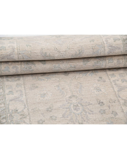 Serenity 2' 6" X 8' 2" Hand Knotted Wool Rug 2' 6" X 8' 2" (76 X 249) / Brown / Wool