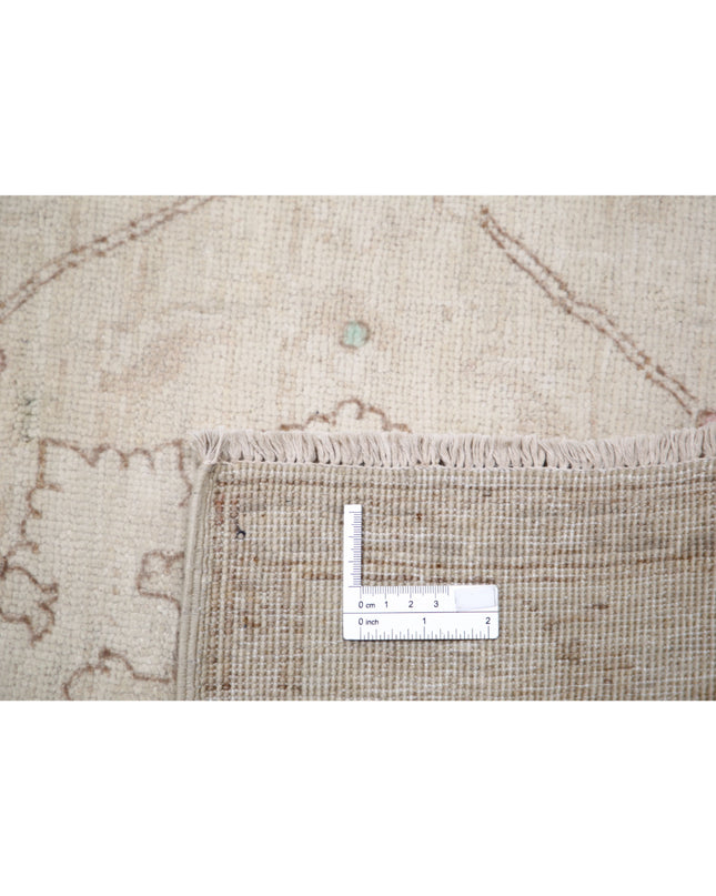 Serenity 2' 8" X 9' 9" Hand Knotted Wool Rug 2' 8" X 9' 9" (81 X 297) / Ivory / Wool