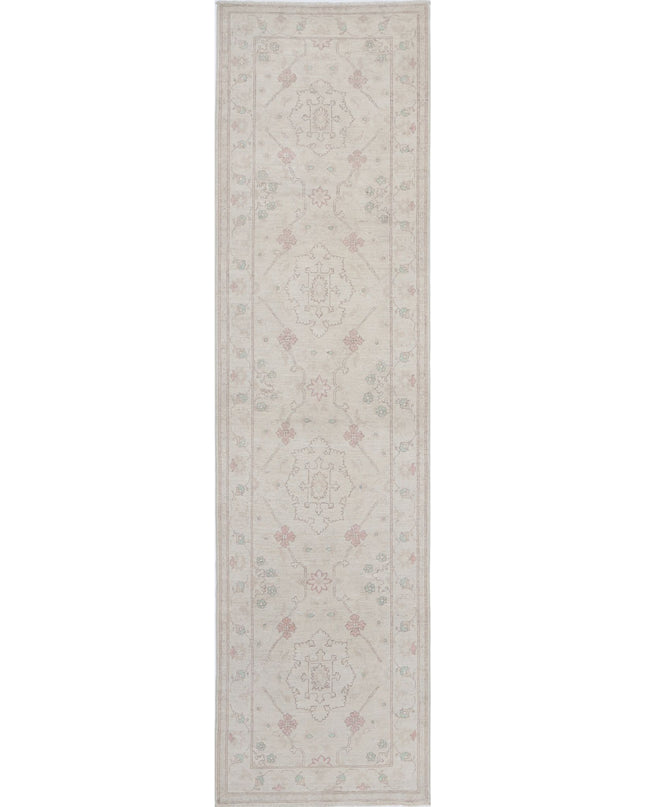 Serenity 2' 8" X 9' 9" Hand Knotted Wool Rug 2' 8" X 9' 9" (81 X 297) / Ivory / Wool