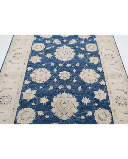 Serenity 5' 5" X 7' 6" Hand Knotted Wool Rug 5' 5" X 7' 6" (165 X 229) / Blue / Wool