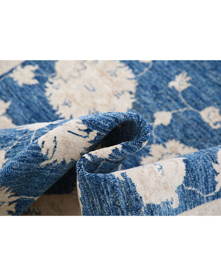 Serenity 5' 5" X 7' 6" Hand Knotted Wool Rug 5' 5" X 7' 6" (165 X 229) / Blue / Wool