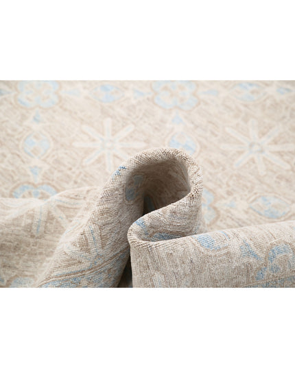 Serenity 5' 7" X 8' 5" Hand Knotted Wool Rug 5' 7" X 8' 5" (170 X 257) / Taupe / Wool