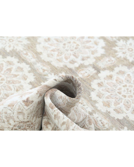 Serenity 8' 11" X 10' 6" Hand Knotted Wool Rug 8' 11" X 10' 6" (272 X 320) / Brown / Wool