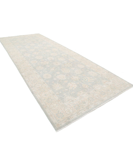 Serenity 6' 5" X 15' 10" Hand Knotted Wool Rug 6' 5" X 15' 10" (196 X 482) / Grey / Wool