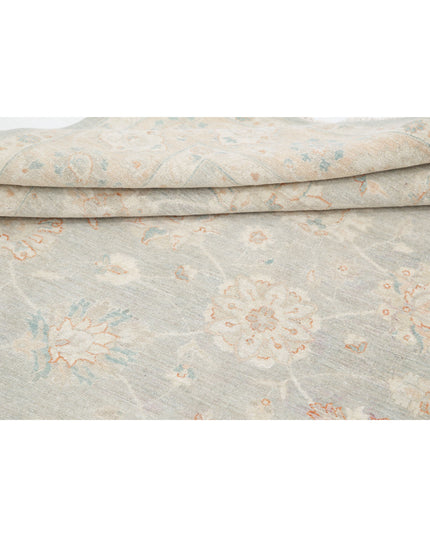 Serenity 6' 5" X 15' 10" Hand Knotted Wool Rug 6' 5" X 15' 10" (196 X 482) / Grey / Wool