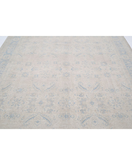 Serenity 7' 10" X 9' 7" Hand Knotted Wool Rug 7' 10" X 9' 7" (239 X 292) / Ivory / Wool