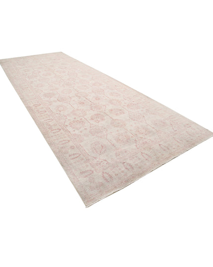 Serenity 8' 6" X 17' 5" Hand Knotted Wool Rug 8' 6" X 17' 5" (259 X 531) / Ivory / Wool