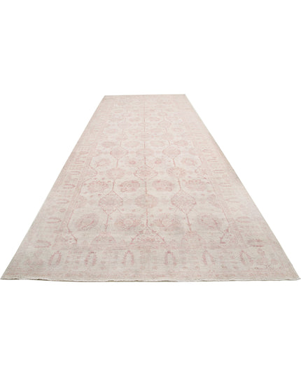 Serenity 8' 6" X 17' 5" Hand Knotted Wool Rug 8' 6" X 17' 5" (259 X 531) / Ivory / Wool