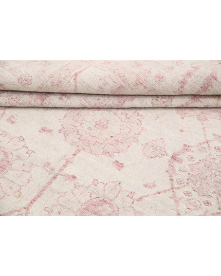 Serenity 8' 6" X 17' 5" Hand Knotted Wool Rug 8' 6" X 17' 5" (259 X 531) / Ivory / Wool