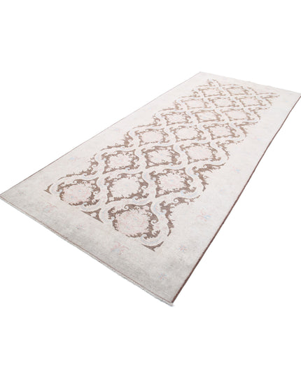 Serenity 4' 9" X 10' 9" Hand Knotted Wool Rug 4' 9" X 10' 9" (145 X 328) / Brown / Wool