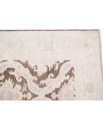 Serenity 4' 9" X 10' 9" Hand Knotted Wool Rug 4' 9" X 10' 9" (145 X 328) / Brown / Wool