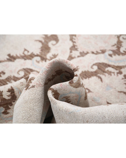 Serenity 4' 9" X 10' 9" Hand Knotted Wool Rug 4' 9" X 10' 9" (145 X 328) / Brown / Wool