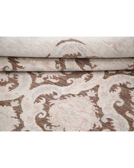 Serenity 4' 9" X 10' 9" Hand Knotted Wool Rug 4' 9" X 10' 9" (145 X 328) / Brown / Wool