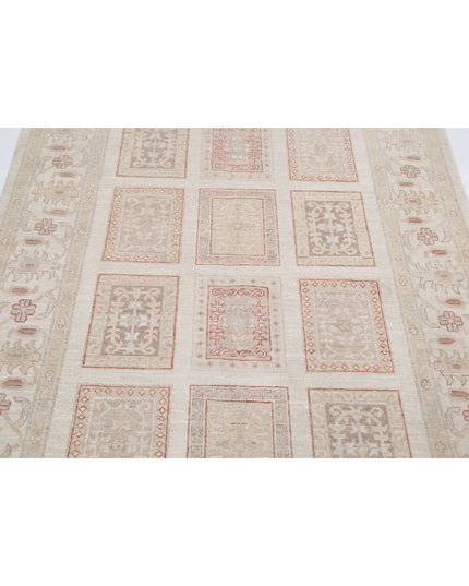 Serenity 4' 10" X 6' 5" Hand Knotted Wool Rug 4' 10" X 6' 5" (147 X 196) / Ivory / Wool