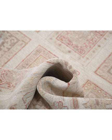 Serenity 4' 10" X 6' 5" Hand Knotted Wool Rug 4' 10" X 6' 5" (147 X 196) / Ivory / Wool