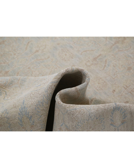 Serenity 4' 10" X 6' 10" Hand Knotted Wool Rug 4' 10" X 6' 10" (147 X 208) / Ivory / Wool