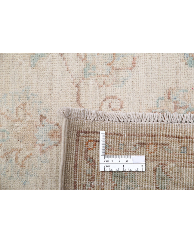 Serenity 3' 5" X 12' 8" Hand Knotted Wool Rug 3' 5" X 12' 8" (104 X 386) / Ivory / Wool