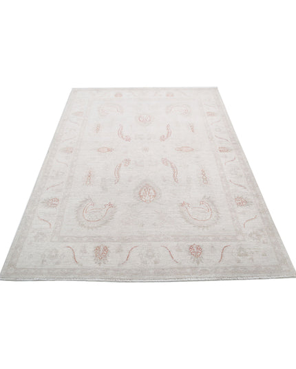 Serenity 4' 11" X 7' 0" Hand Knotted Wool Rug 4' 11" X 7' 0" (150 X 213) / Ivory / Wool