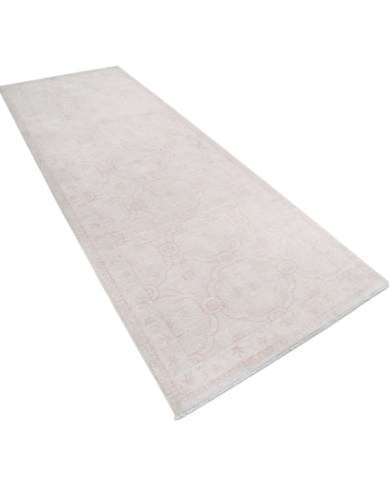Serenity 3' 10" X 11' 2" Hand Knotted Wool Rug 3' 10" X 11' 2" (117 X 340) / Ivory / Wool