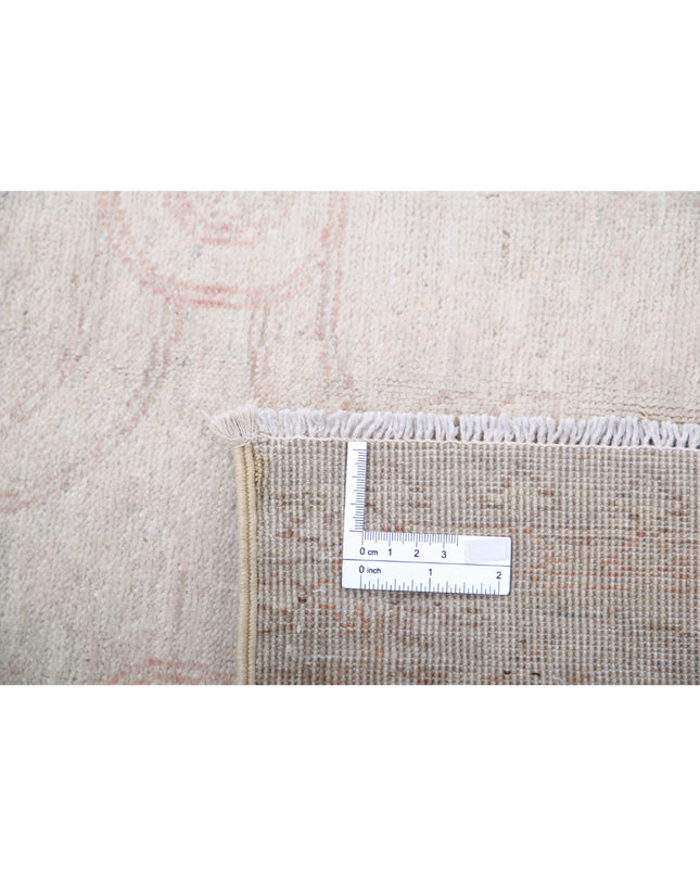 Serenity 3' 10" X 11' 2" Hand Knotted Wool Rug 3' 10" X 11' 2" (117 X 340) / Ivory / Wool