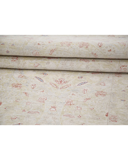 Serenity 3' 5" X 10' 6" Hand Knotted Wool Rug 3' 5" X 10' 6" (104 X 320) / Ivory / Wool