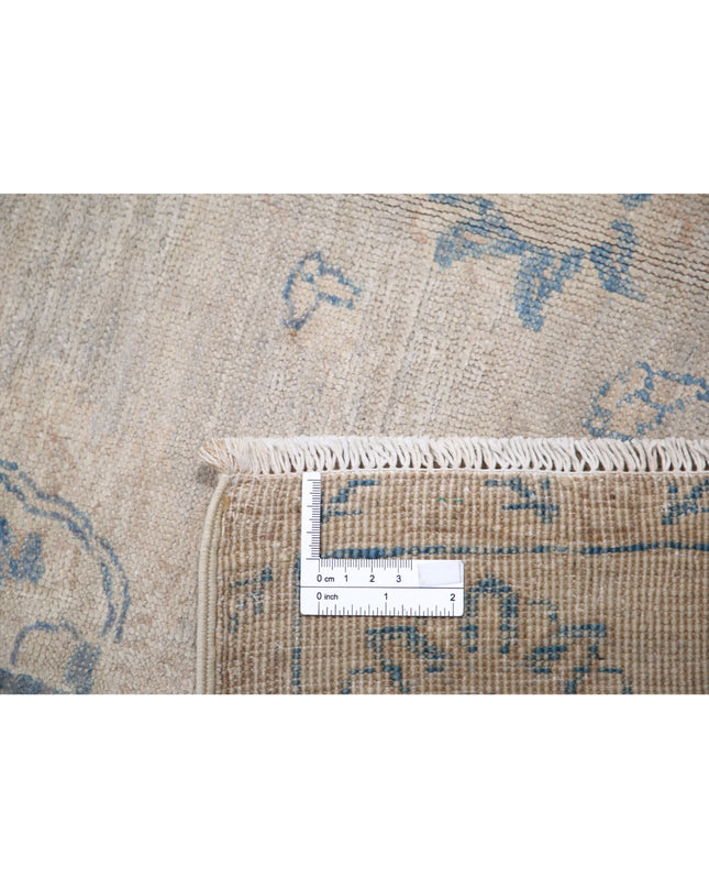 Serenity 3' 11" X 13' 9" Hand Knotted Wool Rug 3' 11" X 13' 9" (119 X 419) / Brown / Wool