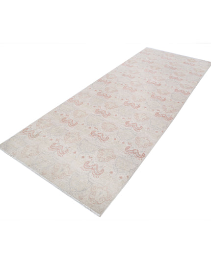 Serenity 4' 0" X 10' 2" Hand Knotted Wool Rug 4' 0" X 10' 2" (122 X 310) / Ivory / Wool