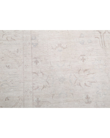 Serenity 6' 1" X 8' 4" Hand Knotted Wool Rug 6' 1" X 8' 4" (185 X 254) / Ivory / Wool