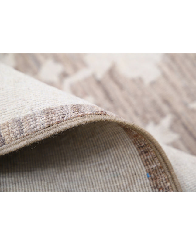 Serenity 6' 0" X 8' 2" Hand Knotted Wool Rug 6' 0" X 8' 2" (183 X 249) / Brown / Wool