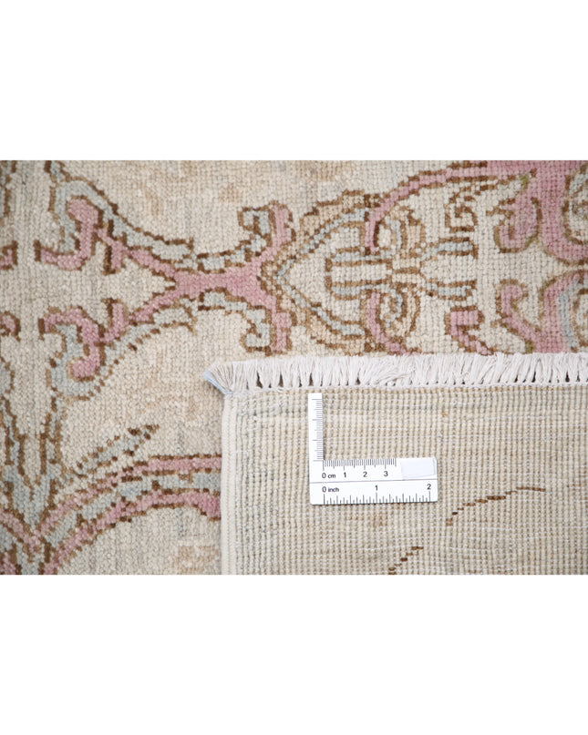 Serenity 6' 4" X 8' 9" Hand Knotted Wool Rug 6' 4" X 8' 9" (193 X 267) / Ivory / Wool