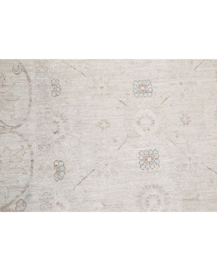 Serenity 6' 6" X 9' 10" Hand Knotted Wool Rug 6' 6" X 9' 10" (198 X 300) / Brown / Wool