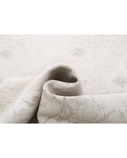 Serenity 6' 6" X 9' 10" Hand Knotted Wool Rug 6' 6" X 9' 10" (198 X 300) / Brown / Wool