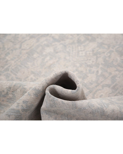 Serenity 6' 10" X 10' 4" Hand Knotted Wool Rug 6' 10" X 10' 4" (208 X 315) / Grey / Wool