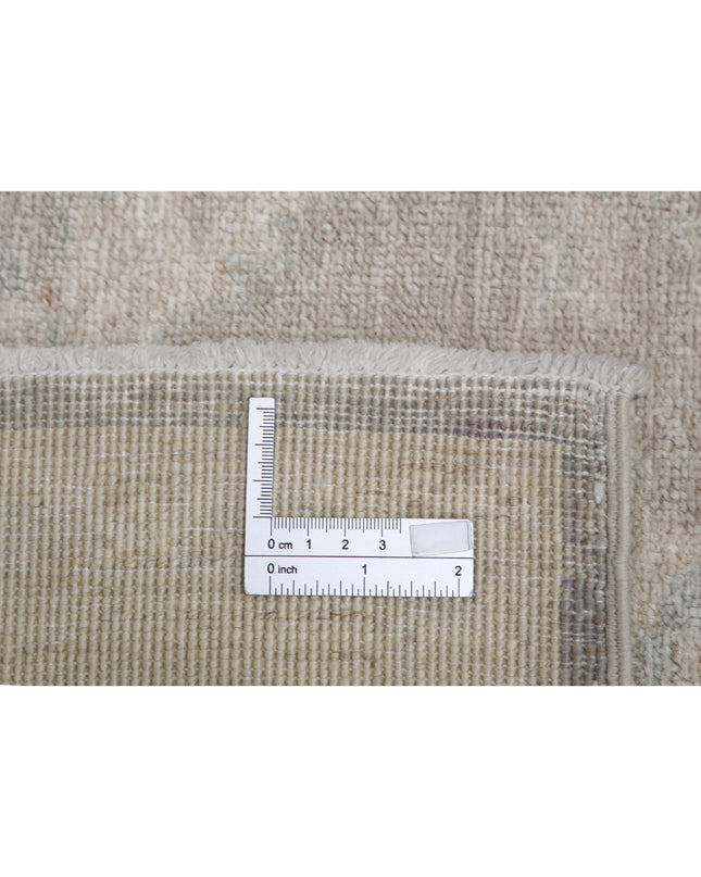 Serenity 3' 1" X 4' 7" Hand Knotted Wool Rug 3' 1" X 4' 7" (94 X 140) / Brown / Wool