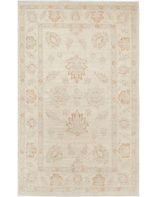 Serenity 2' 6" X 4' 1" Hand Knotted Wool Rug 2' 6" X 4' 1" (76 X 124) / Ivory / Wool