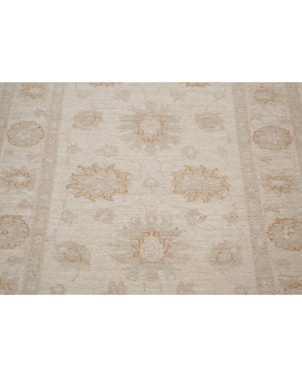 Serenity 2' 10" X 4' 1" Hand Knotted Wool Rug 2' 10" X 4' 1" (86 X 124) / Ivory / Wool